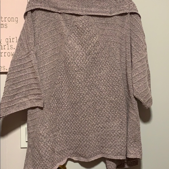 Sweater - Picture 2 of 3